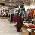 India's Retail Boom Fizzles, But Hope Remains